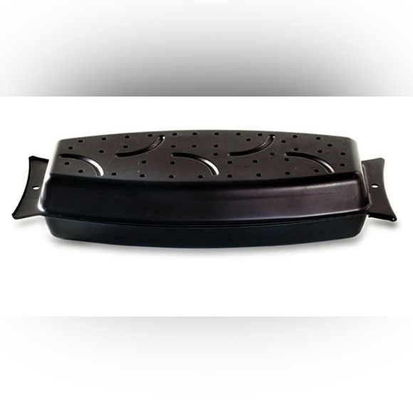 Nordic Ware 365 Indoor/Outdoor Grill-Steam-Bake Multi Cooker Nonstick Quality - Picture 1 of 4